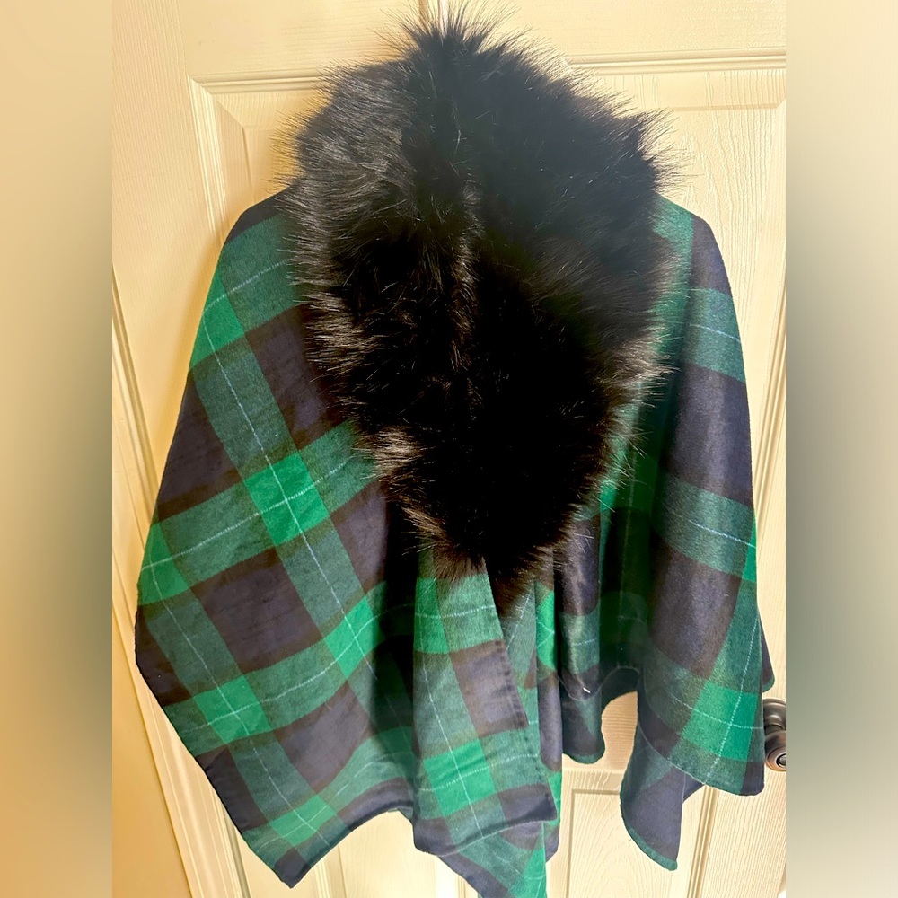 Luxurious Talbots Blackwatch Cape Ruana with Faux Fur.